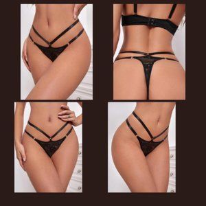 Floral Lace Cut Out Thong size M Black